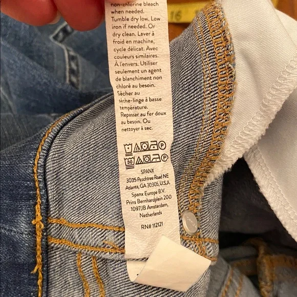 NWOT Spanx Flare Jeans Small Petite - Picture 9 of 13